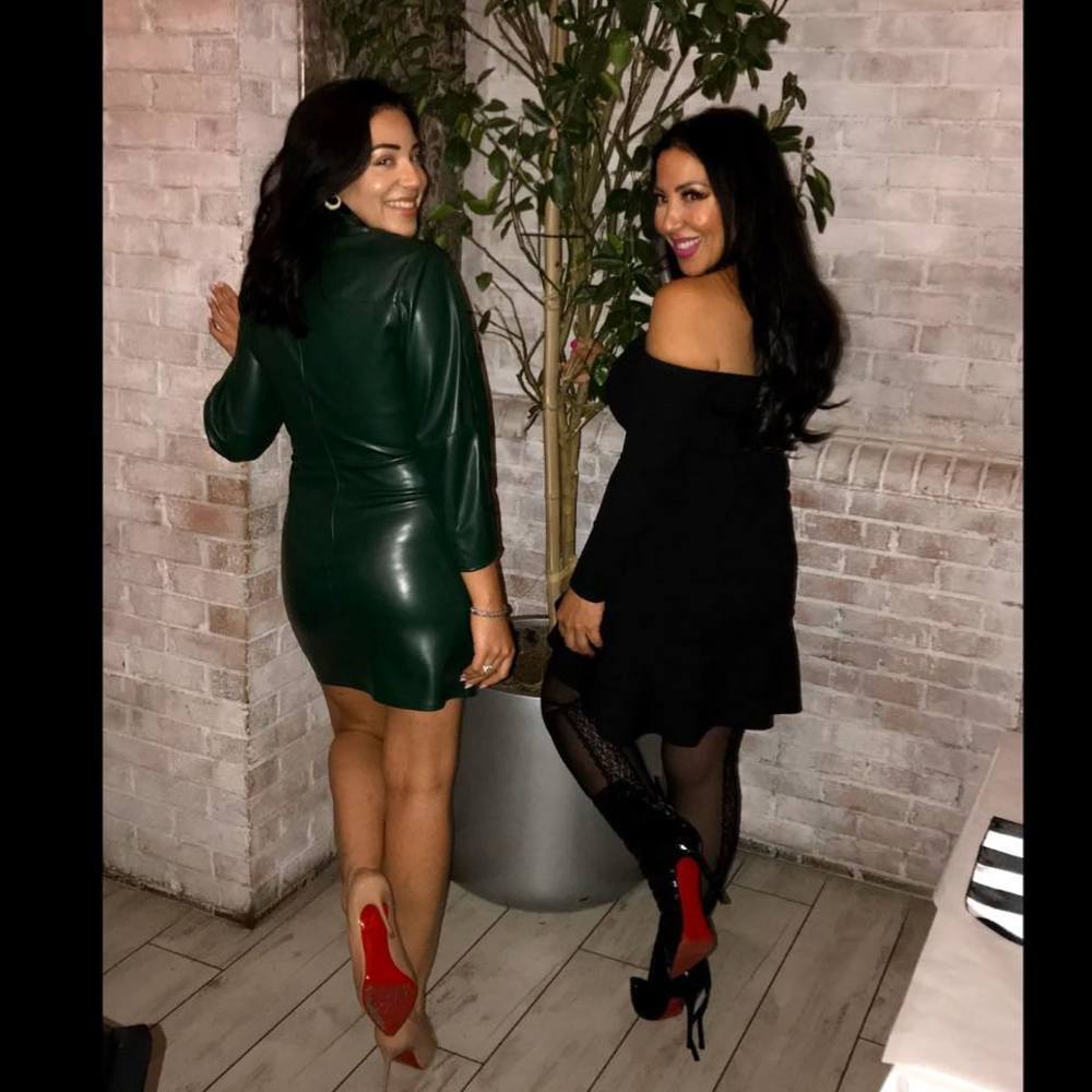 Meet your Posher, Rena